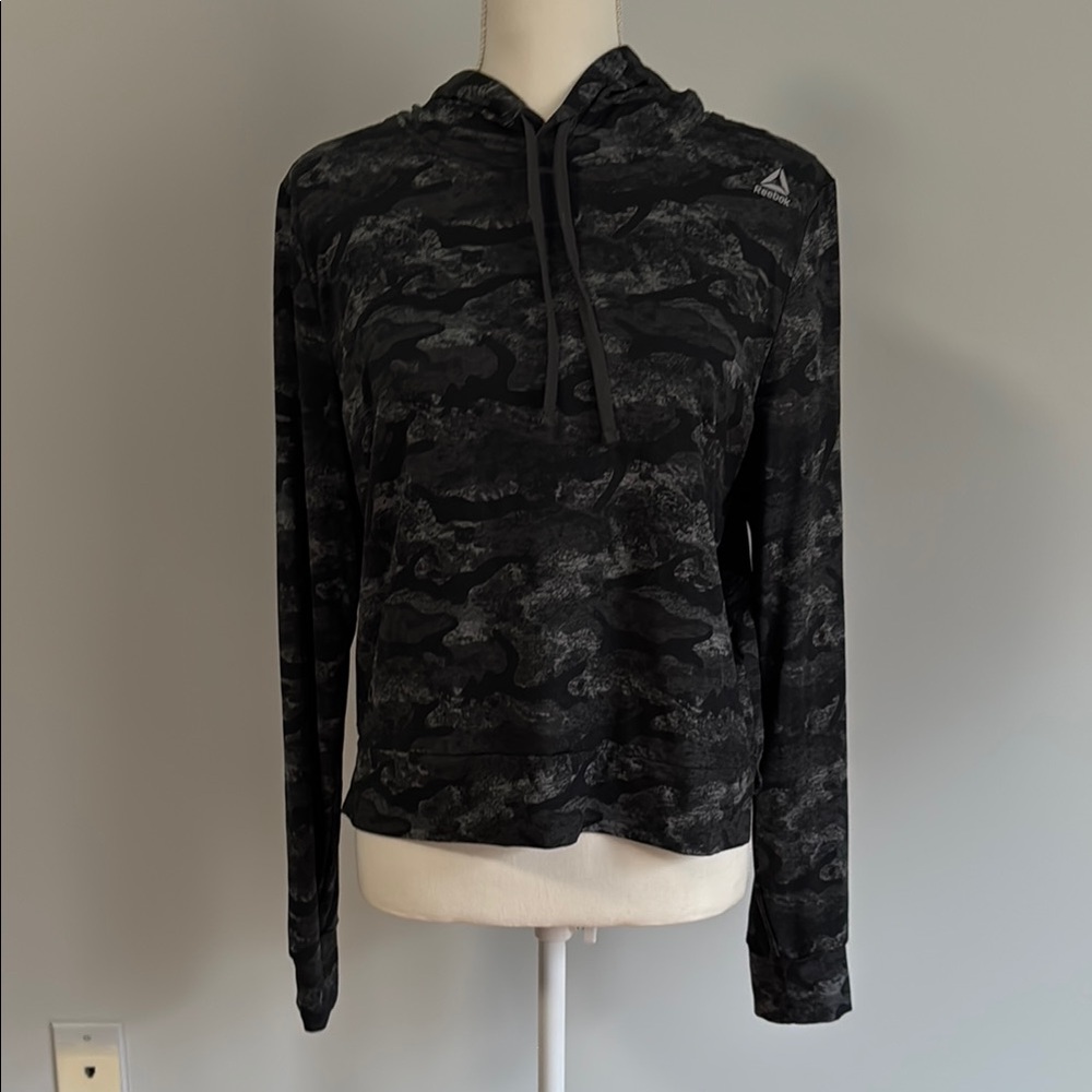 Reebok Lightweight Camo Hoodie – Dry Wick Performance Pullover